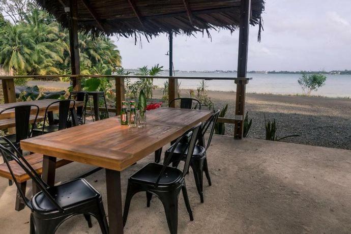 Somewhere Bocas del Toro Exterior photo